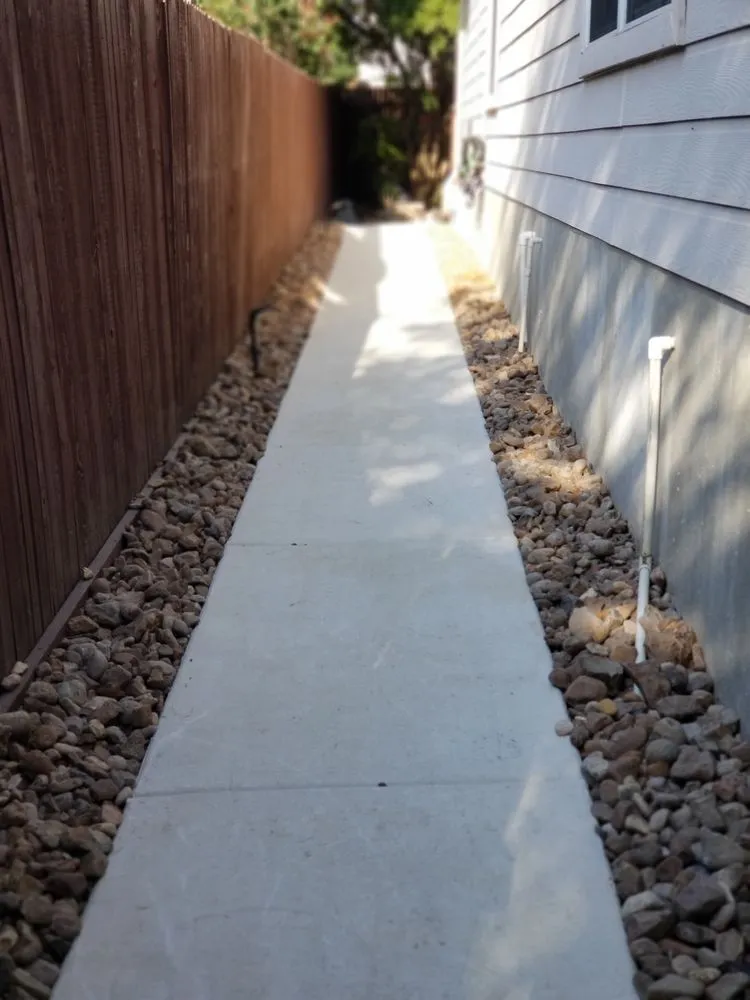 Top-rated garden landscaping for homes across San Antonio, TX - J. Ponce and Son Landscaping