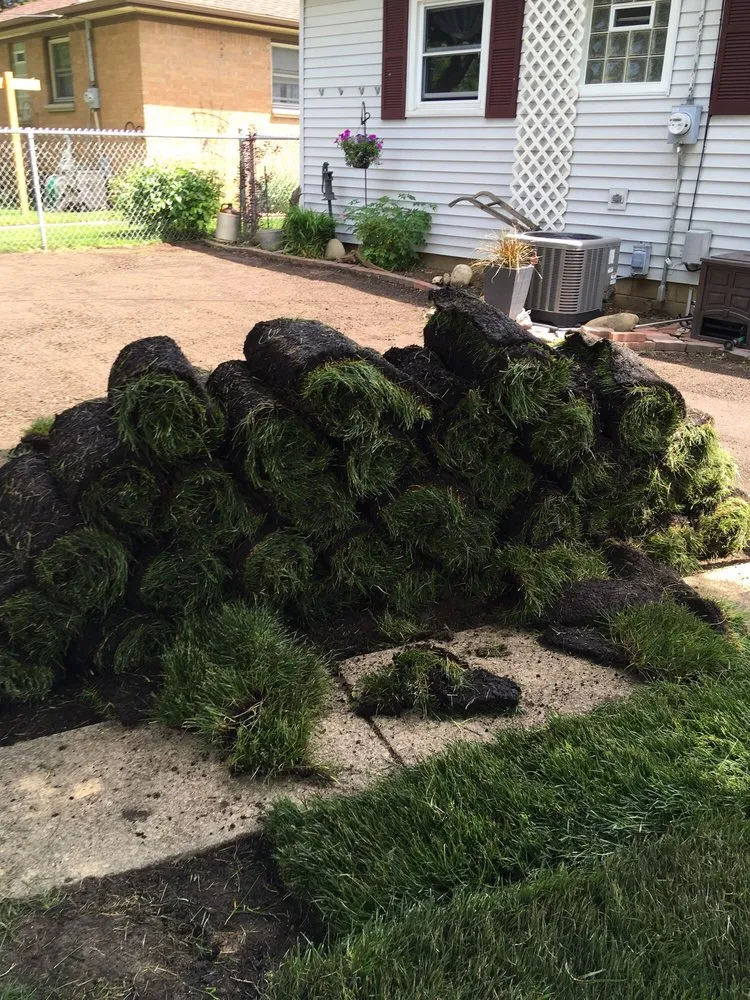 Custom yard maintenance experts serving Milwaukee, WI - J. R. All Weather Yard Service