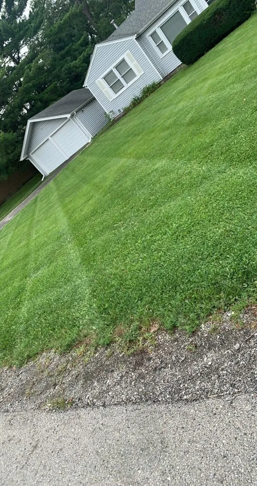 Trusted residential landscaping for year-round maintenance in Des Plaines, IL by J Ramirez Landscaping