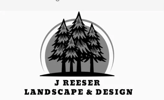 Expert garden landscaping in Germantown Hills, IL by J Reeser Landscaping & Design