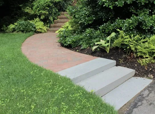 J Reynolds Landscaping Logo