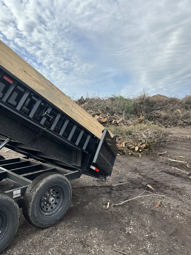 Local outdoor landscaping experts serving Frankfort, IN - J R’s Outdoor Services