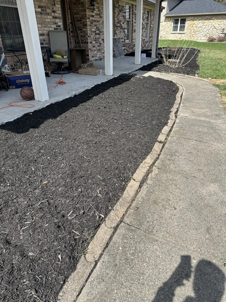 Local residential landscaping experts serving Frankfort, IN - J R’s Outdoor Services