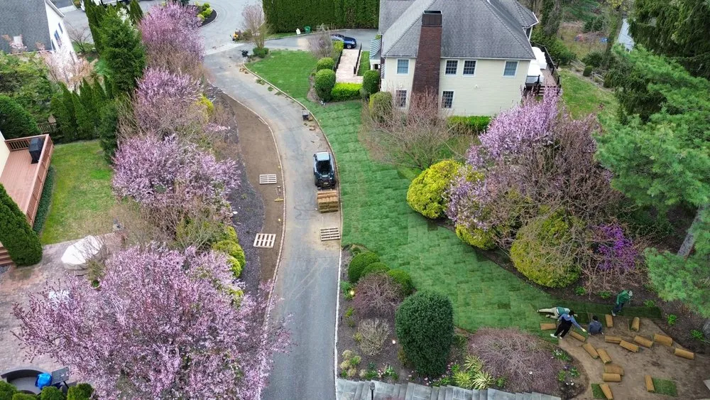Local yard maintenance in Westbury, NY - J Rubio Landscaping