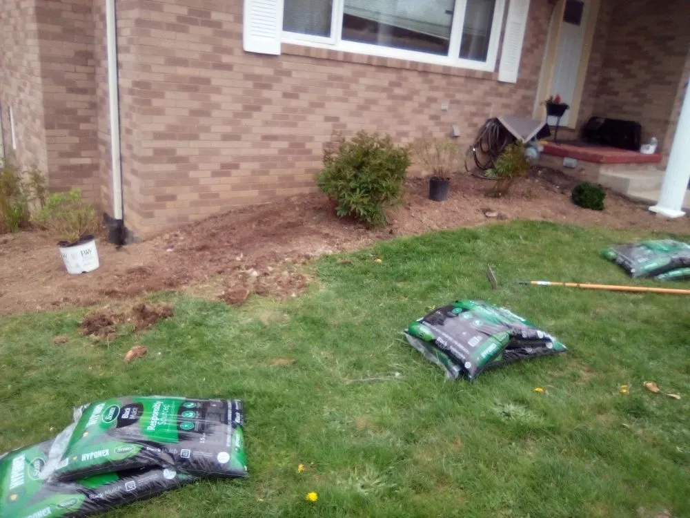 Reliable yard maintenance experts serving Canton, OH - J Square