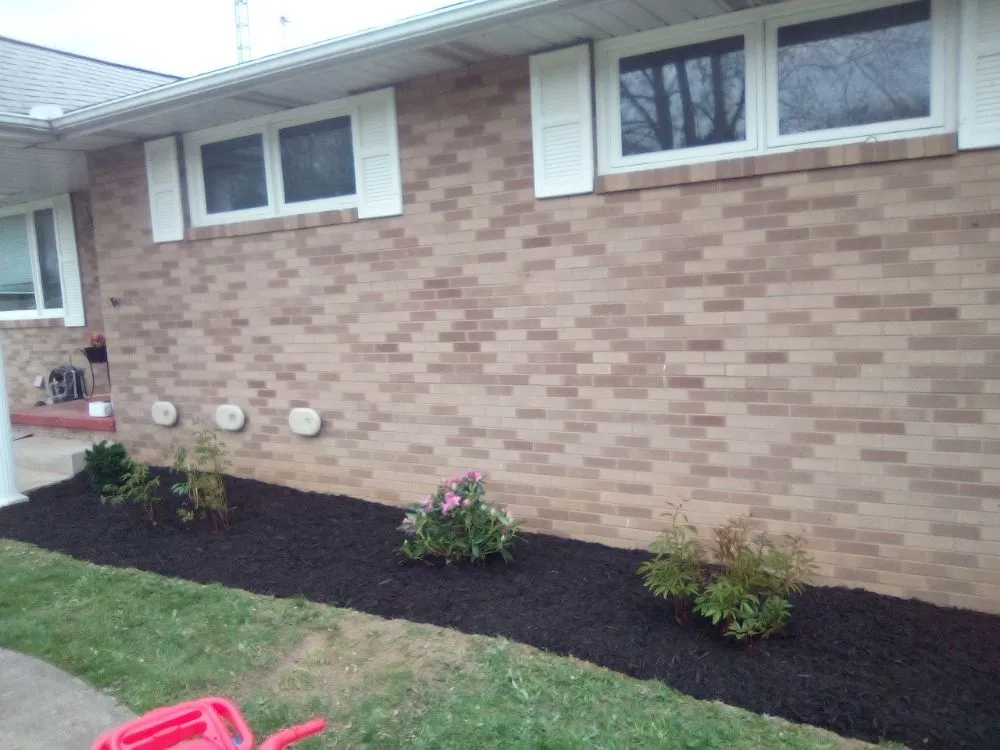 Expert yard maintenance in Canton, OH - J Square