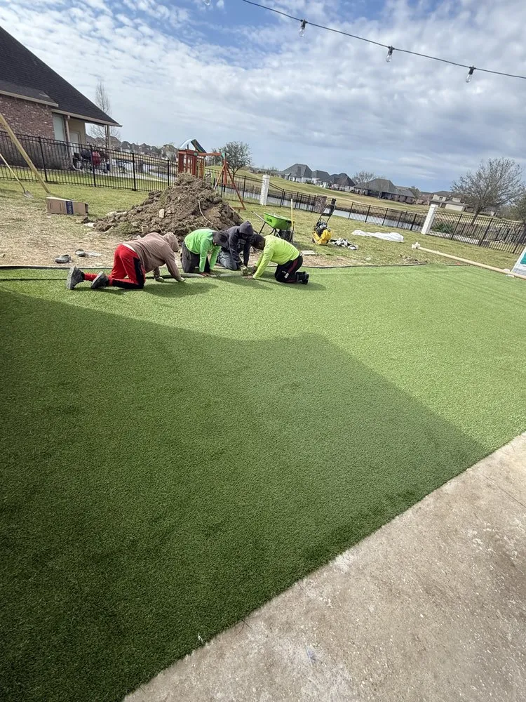 Expert outdoor landscaping in Metairie, LA by J V Company