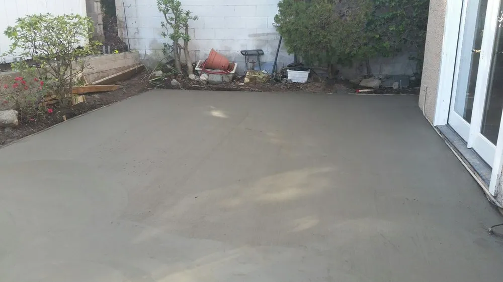 Trusted yard cleanup service near you across Lomita, CA - J V Scapes