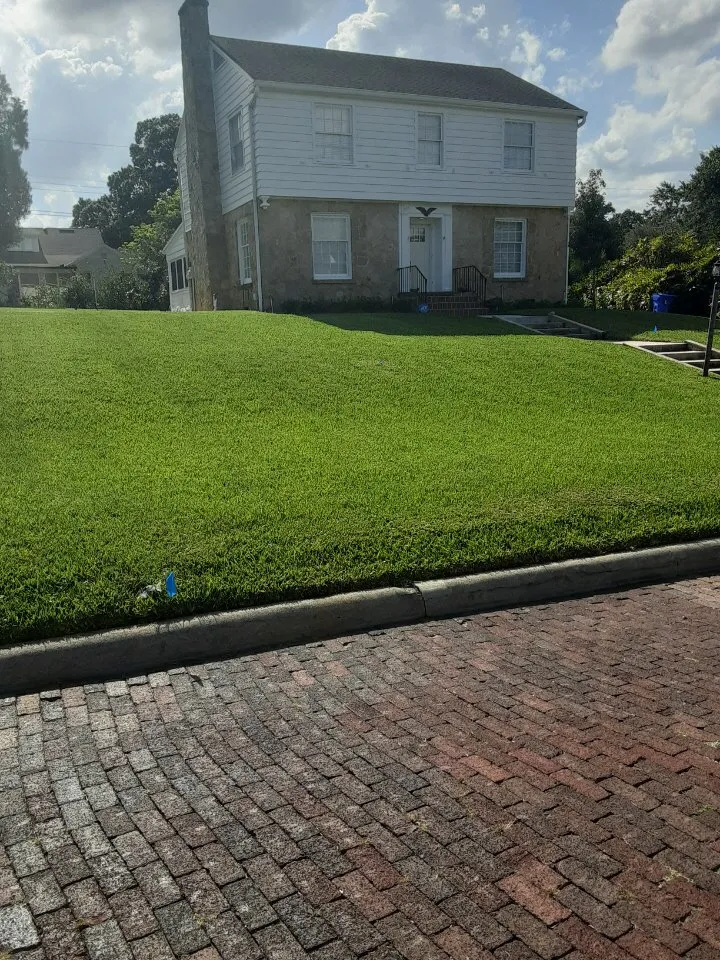 Custom garden landscaping with custom design across Lakeland, FL - J Weary Lawn Care Services