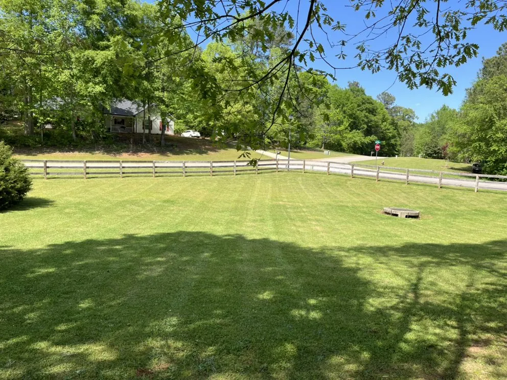 Trusted landscaping services in Newnan, GA - J2 Lawn Maintenance