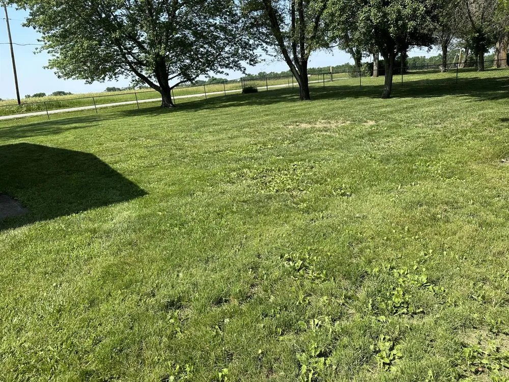 Top-rated landscape installation in Paola, KS - J3 Lawns
