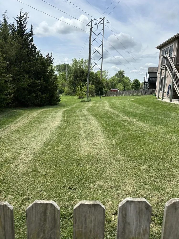 Affordable lawn mowing service in Paola, KS - J3 Lawns