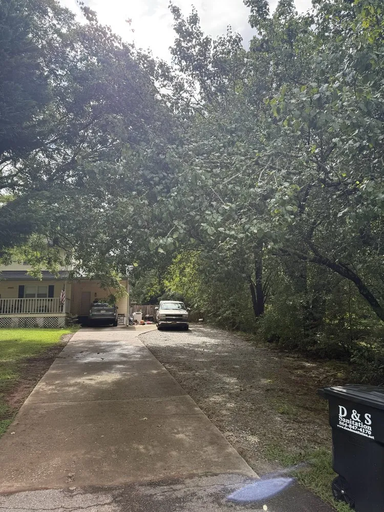 Reliable garden landscaping for residential properties in Powdersville, SC by J4 Enterprises