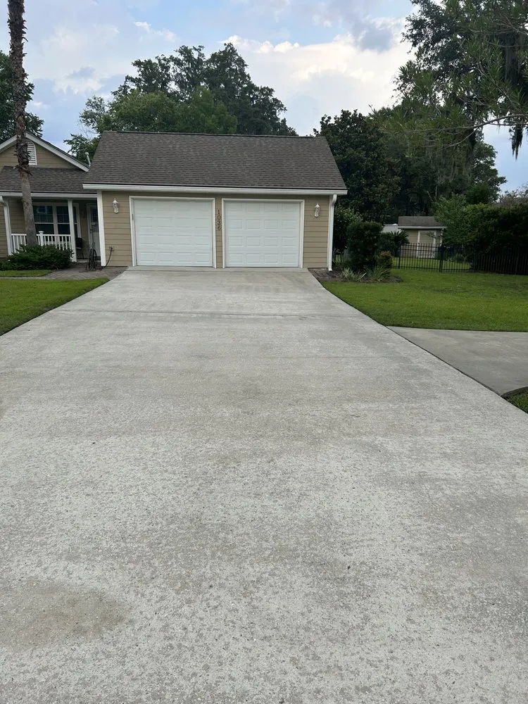 Affordable outdoor landscaping with custom design across Beaufort, SC - J5 King