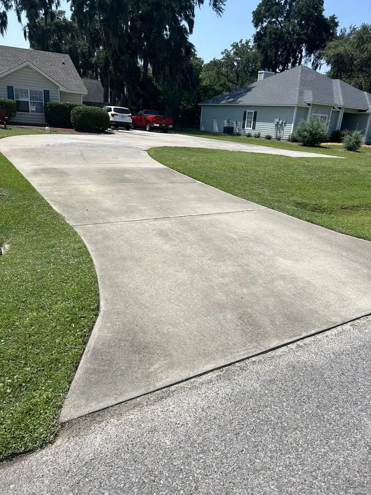 Custom yard maintenance in Beaufort, SC - J5 King