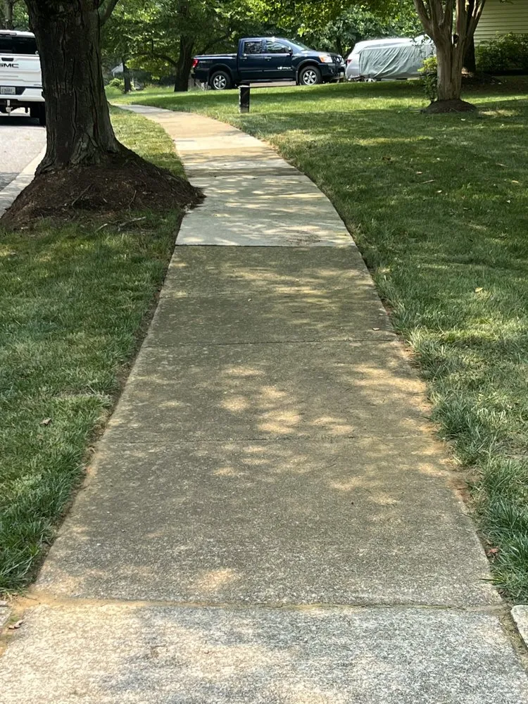 Professional garden landscaping in Arnold, MD - J5 Lawn Maintenance