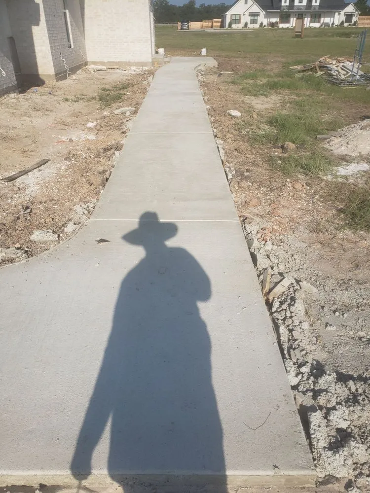 Custom lawn care service for beautiful yards across Bryan, TX - JA Construction and Landscaping