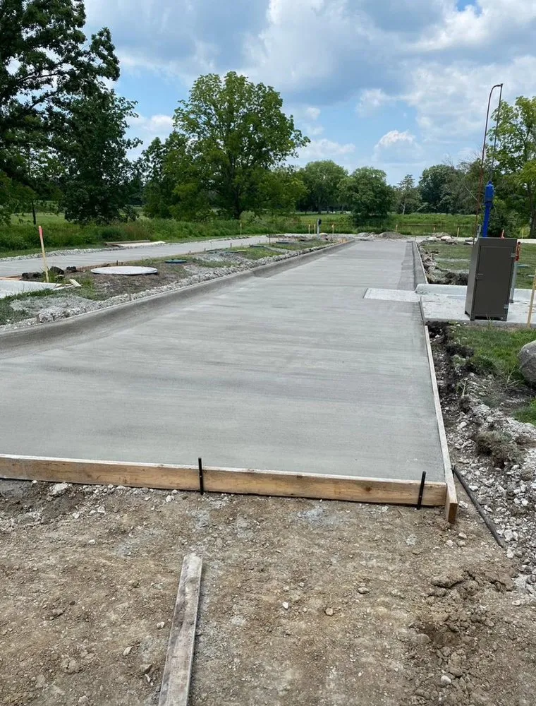 Custom lawn mowing service near you in Des Moines, IA by J&A DSM Construction