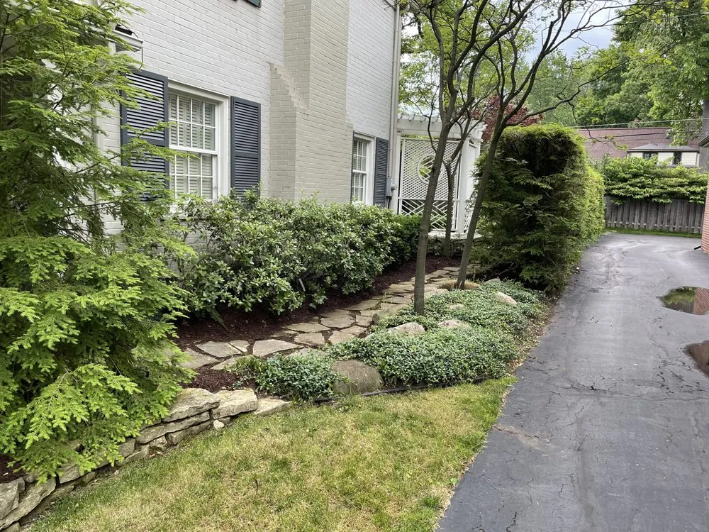 Reliable garden landscaping in Bloomfield Hills, MI - J&A Property Care