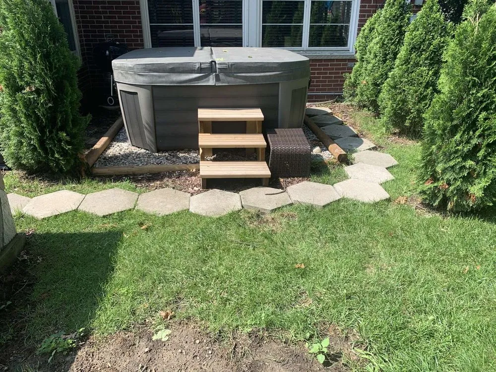 Trusted garden landscaping in Bloomfield Hills, MI by J&A Property Care