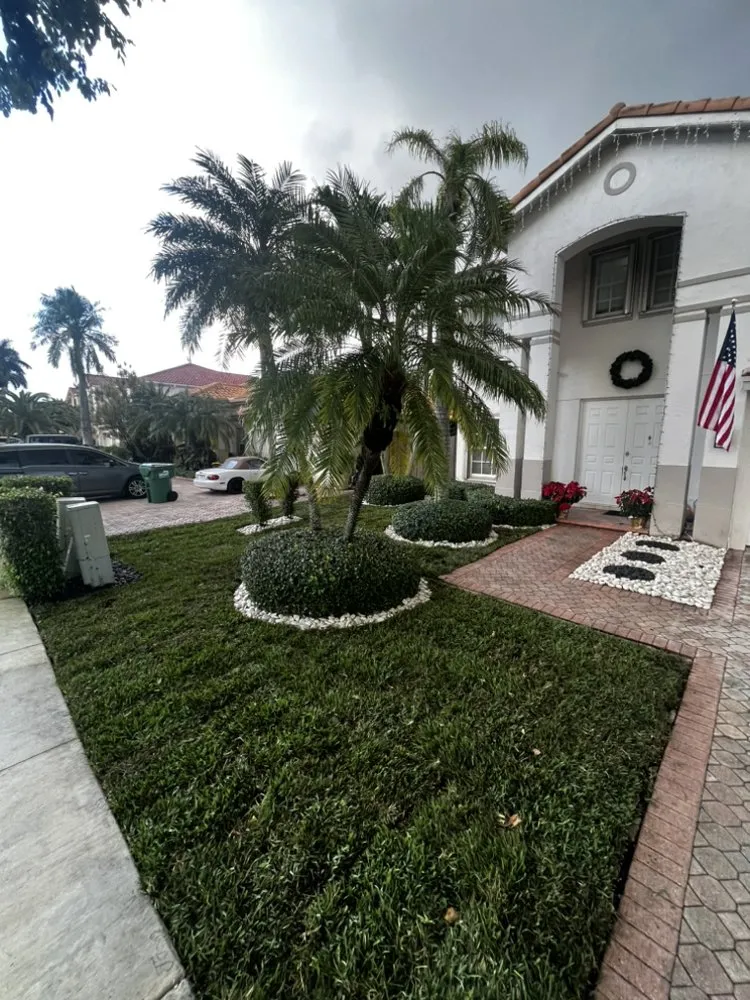 Affordable residential landscaping experts serving Southwest Ranches, FL - JAAG Multiservices