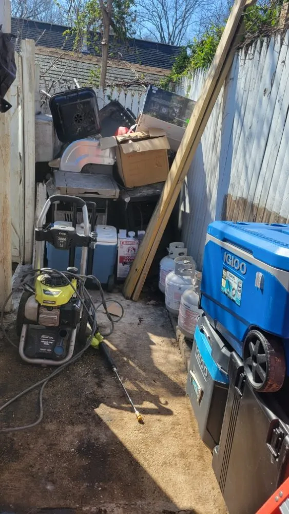 Affordable yard maintenance in Arlington, VA - Jabocleaning