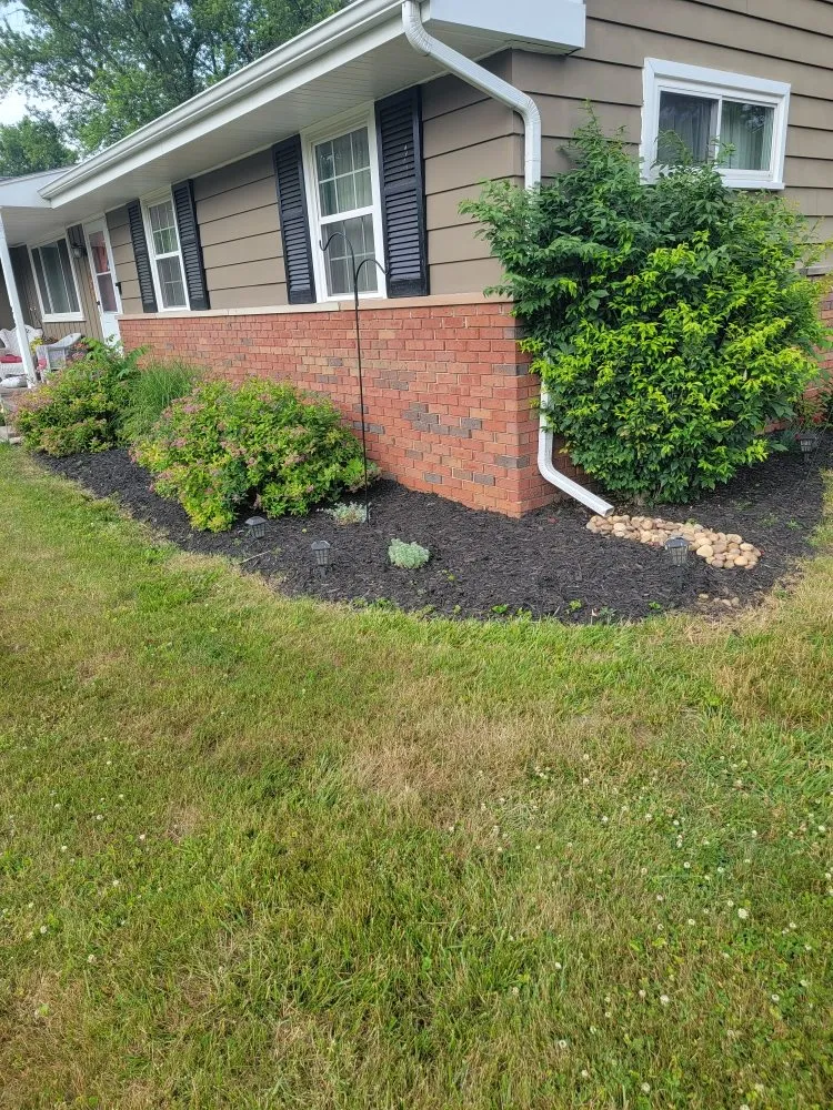Top-rated residential landscaping for homes in Custar, OH by JAC Lawn Care