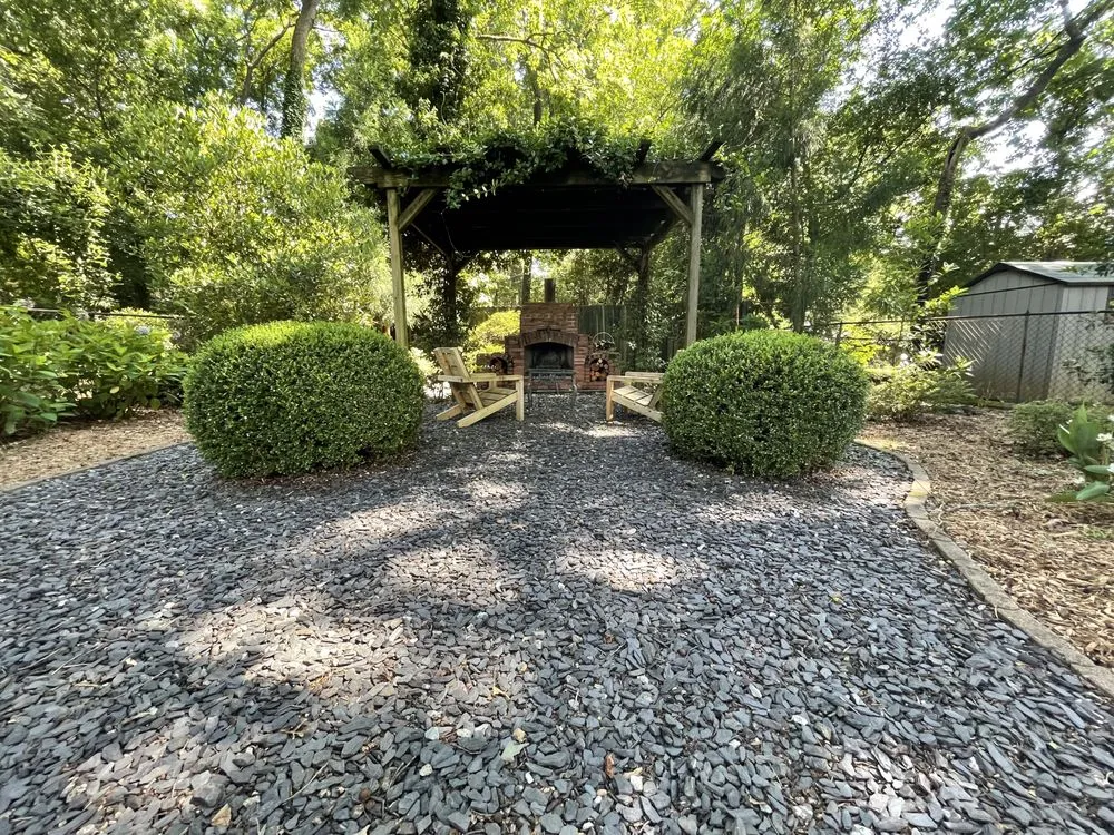 Top-rated landscape installation in Atlanta, GA by Jacen & Johnnie’s Lawncare and Landscaping