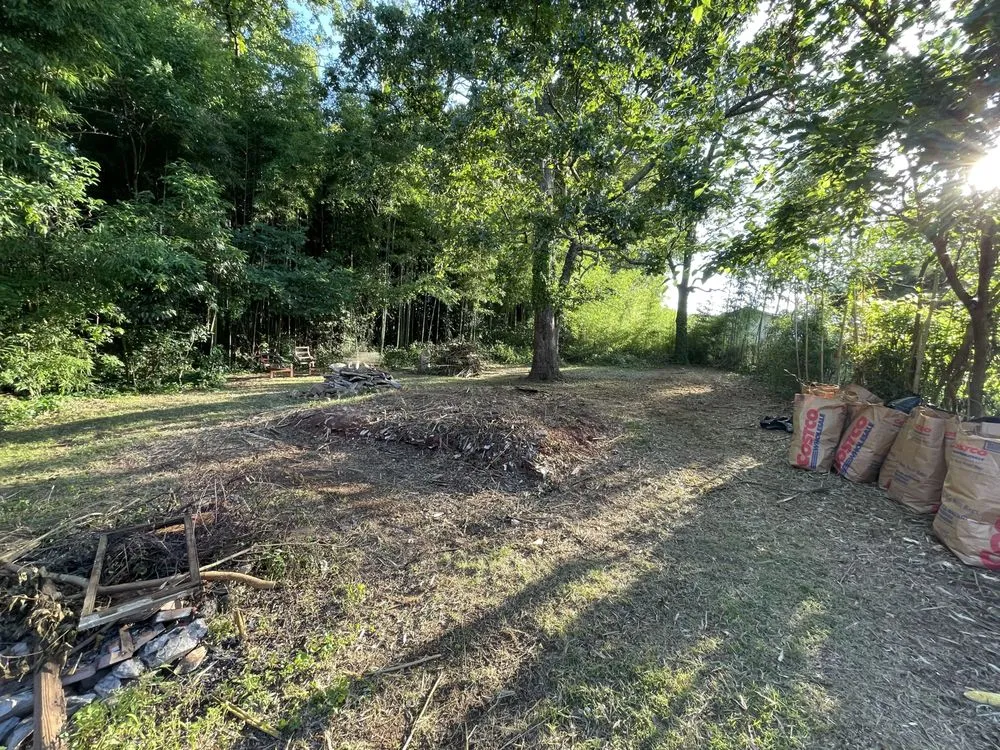 Reliable outdoor landscaping in Atlanta, GA by Jacen & Johnnie’s Lawncare and Landscaping