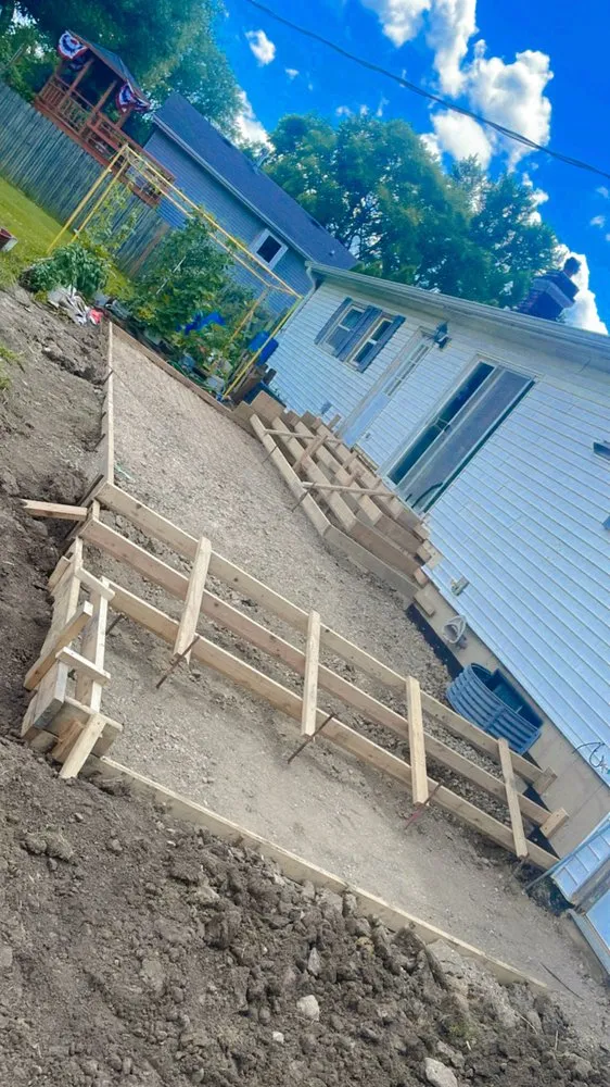 Professional landscape installation experts serving Urbana, IL - Jacinto’s Lawn Care General Services