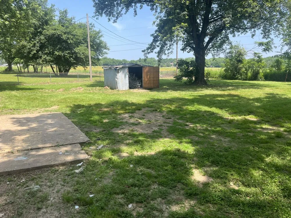 Affordable residential landscaping experts serving Welling, OK - Jack B's Lawn Care