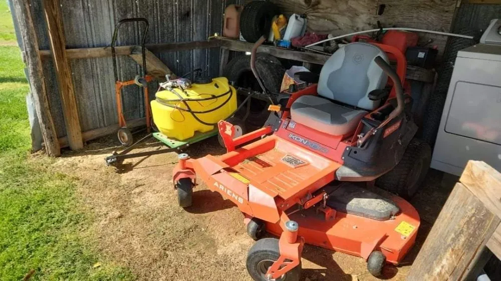 Local yard cleanup service for beautiful yards across Welling, OK - Jack B's Lawn Care