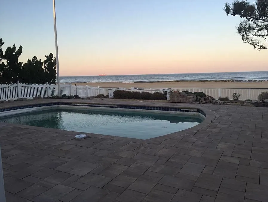 Professional yard cleanup service for beautiful yards in Virginia Beach, VA by Jack Frost