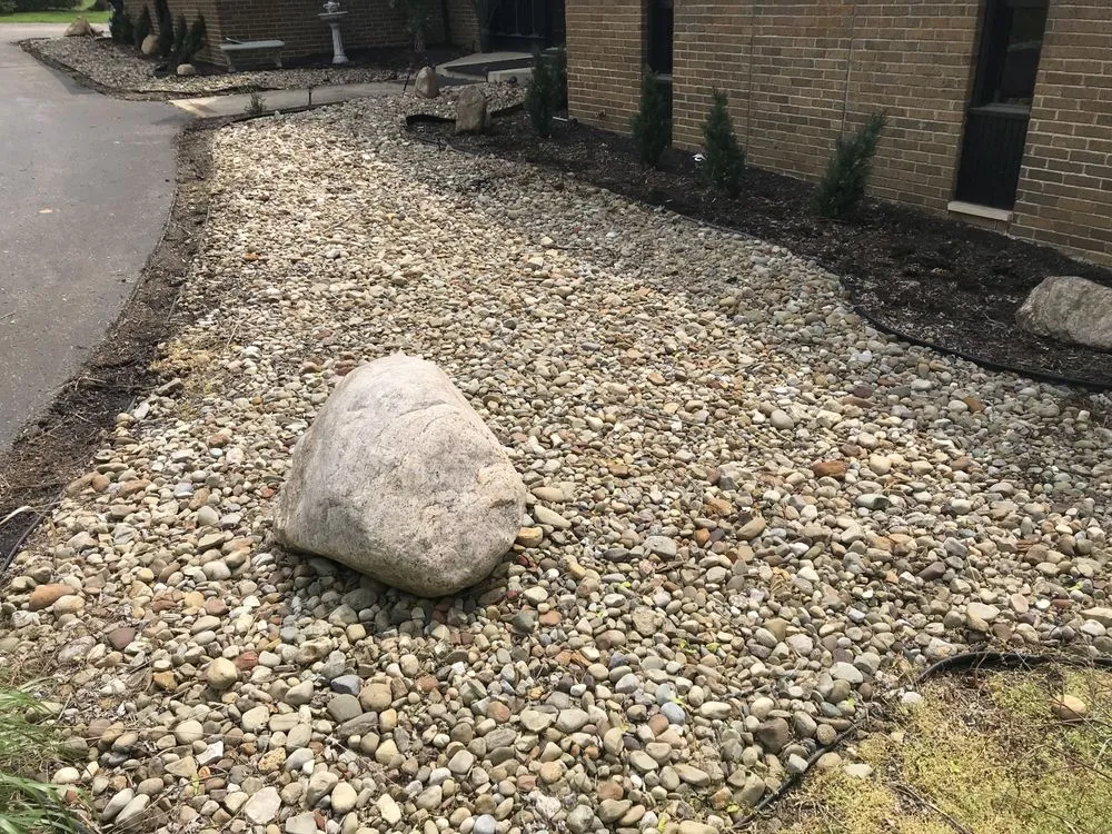 Custom landscaping services with custom design in Waynesburg, OH by Jack-Grass Lawn Care Services