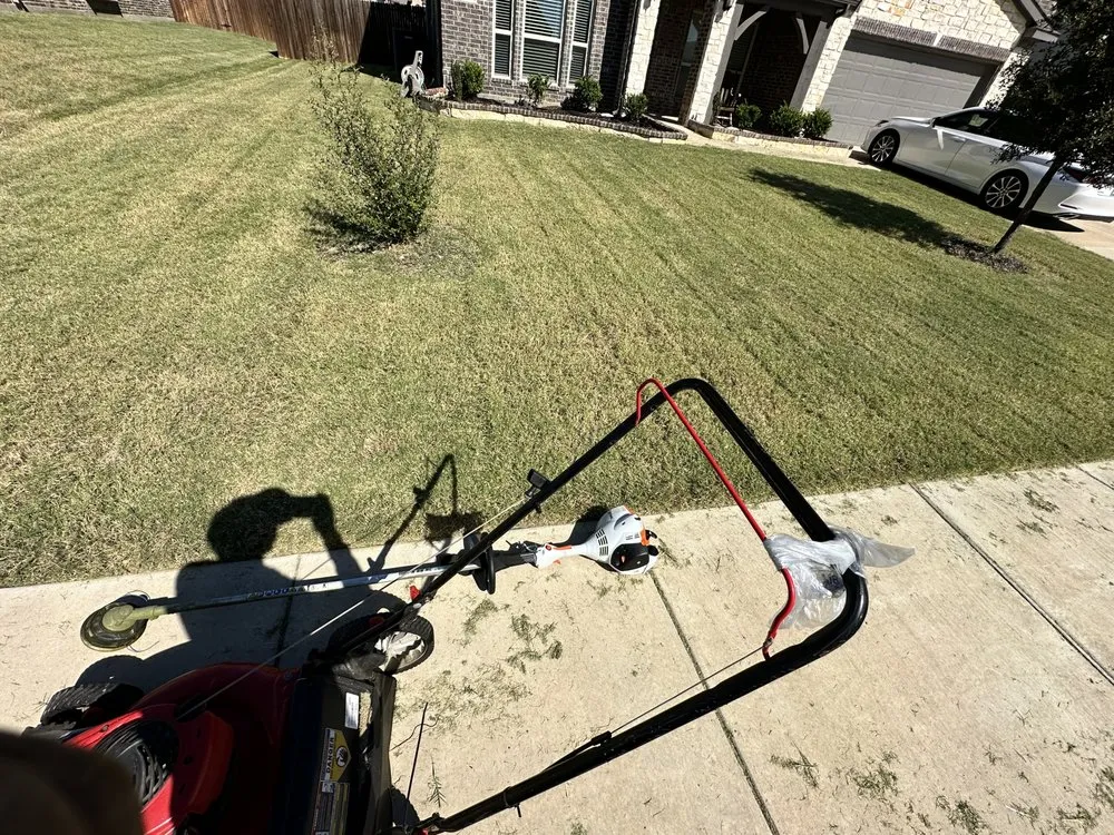 Professional lawn mowing service in Cedar Hill, TX - Jack Mow Zone