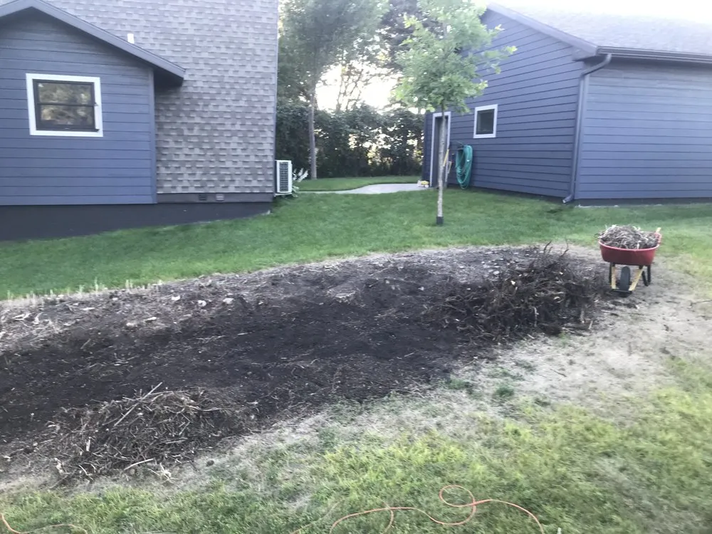 Custom landscape installation in Watertown, SD by Jack of all Blades