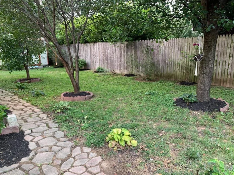 Custom outdoor landscaping experts serving Louisville, KY - Jack Of All Spades Lawn & Landscape