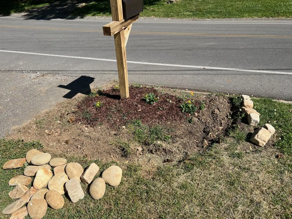 Custom yard maintenance for residential properties in Gallatin, TN by Jack-Of-All-Trades