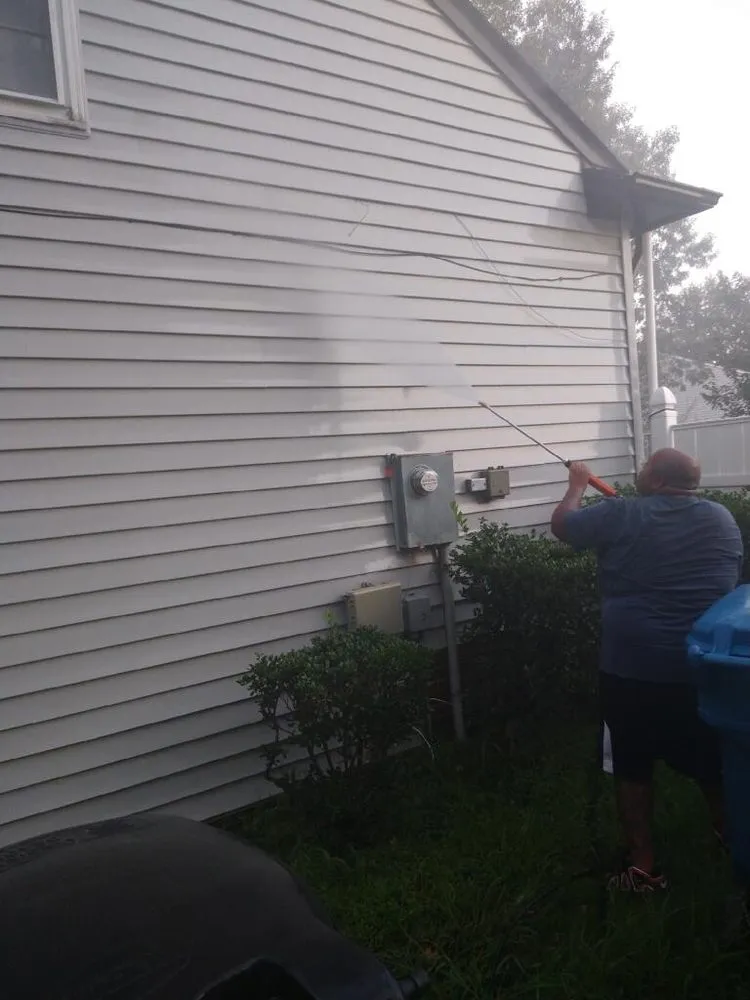 Professional lawn care service in Norfolk, VA by Jack of all tradez