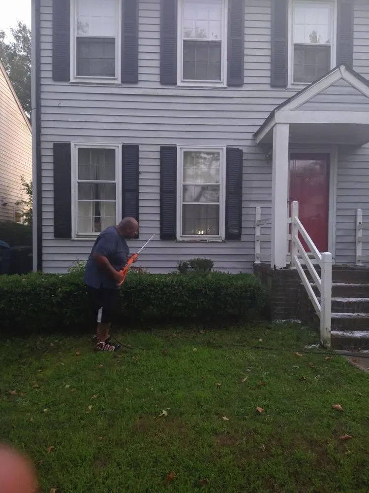 Custom yard cleanup service in Norfolk, VA - Jack of all tradez