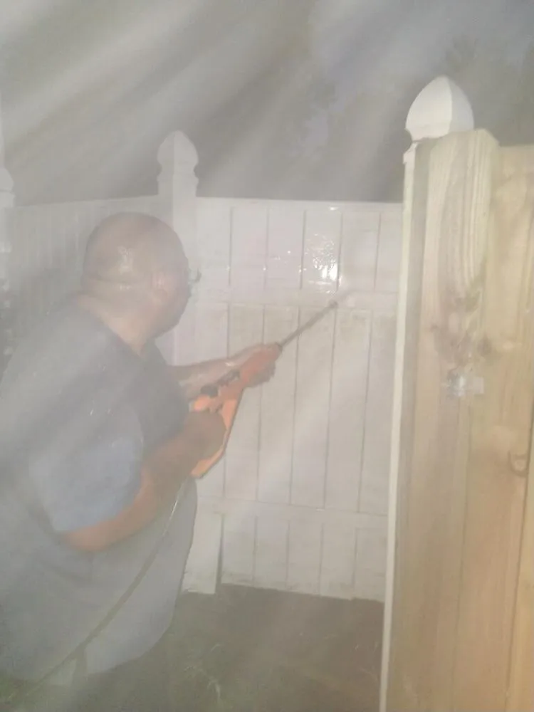 Reliable lawn care service for residential properties across Norfolk, VA - Jack of all tradez