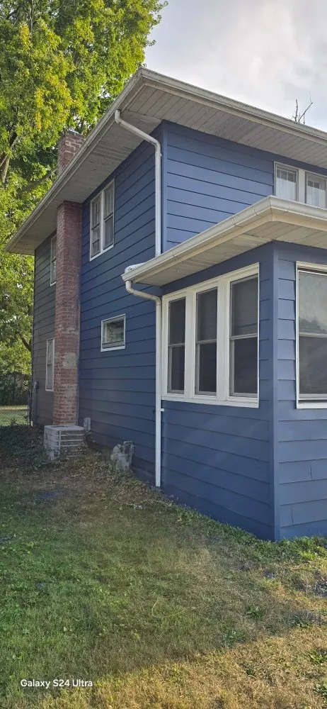 Top-rated yard maintenance experts serving South Bend, IN - Jack of Trades