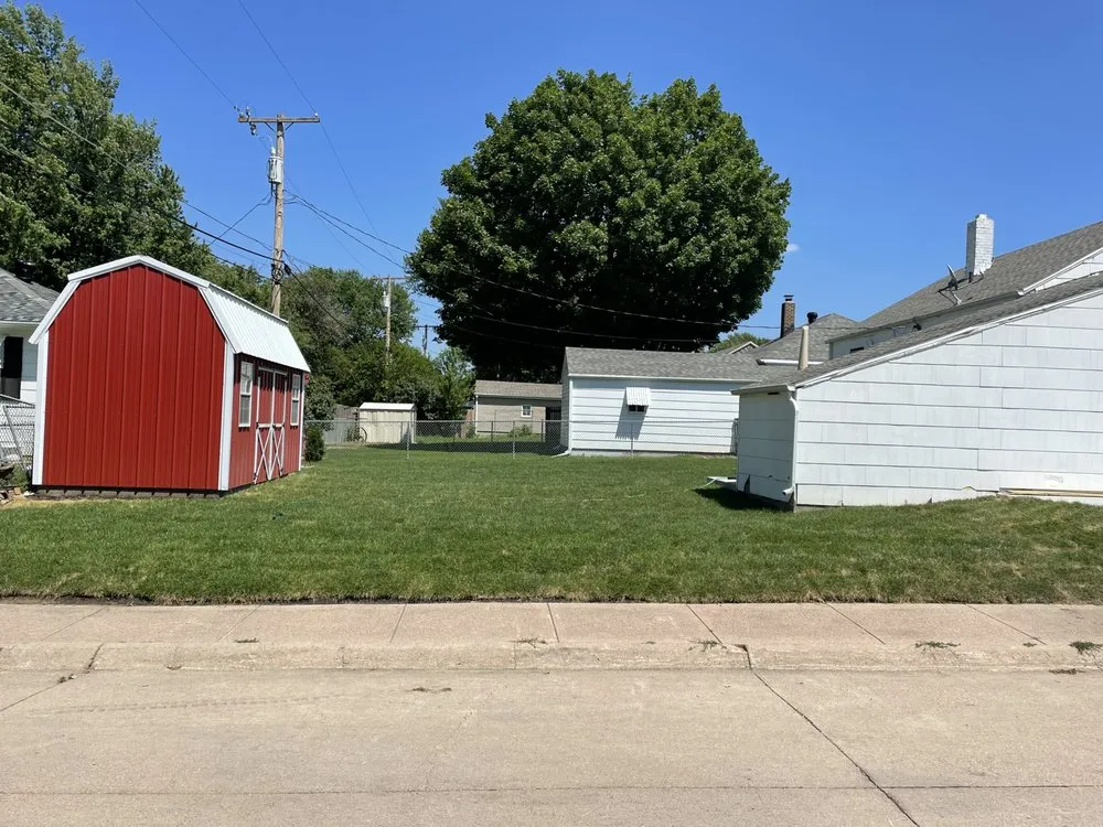 Local lawn care service in Hastings, NE by Jacks Lawn & Landscape