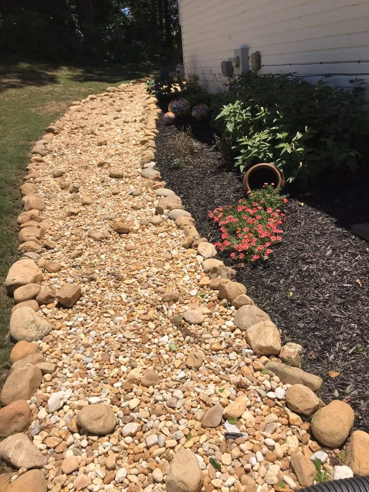 Custom lawn mowing service near you across Atlanta, GA - Jackson 360 Landscape