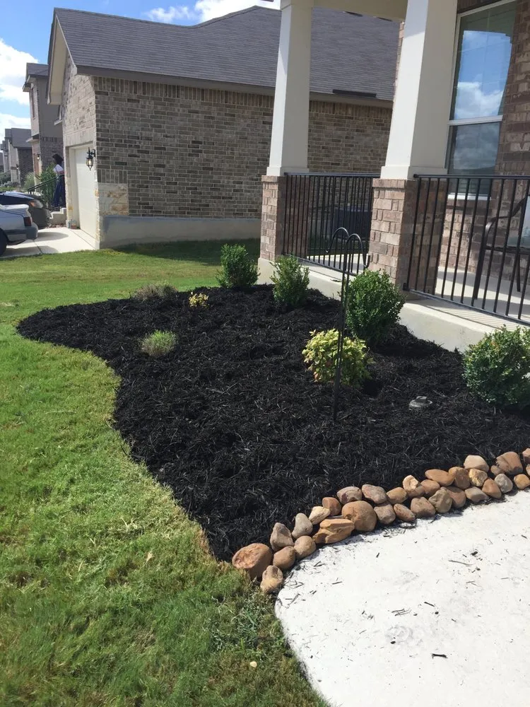 Top-rated outdoor landscaping in Cibolo, TX by Jackson Executive Lawn Care