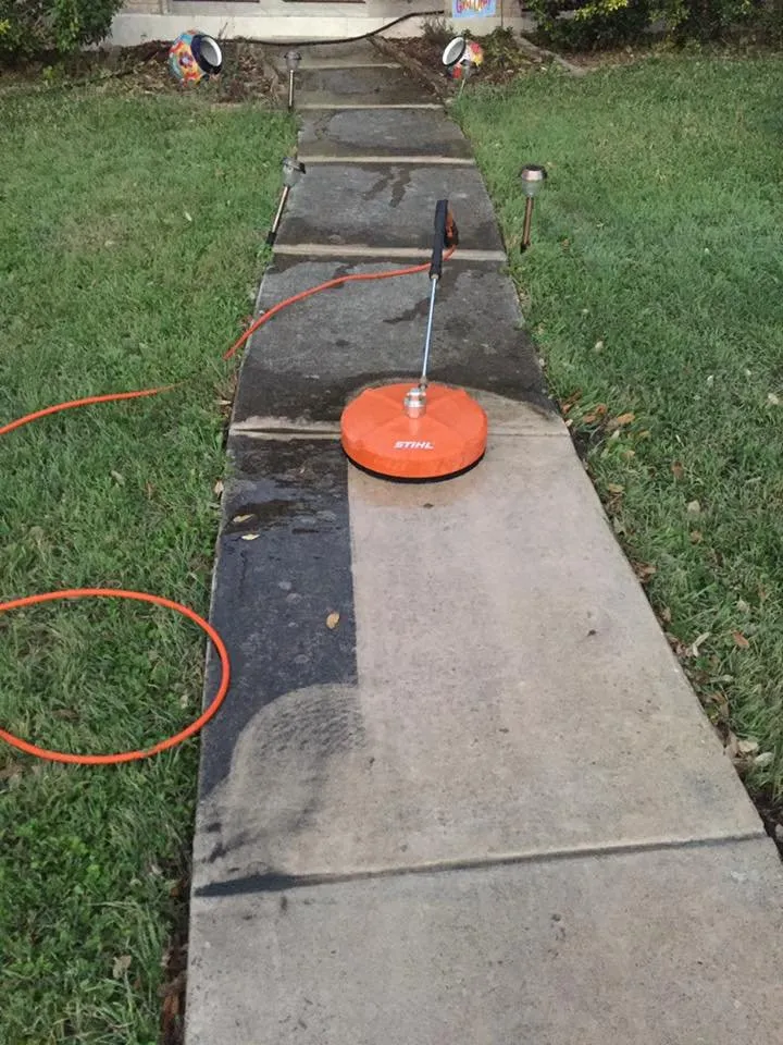 Reliable residential landscaping in Cibolo, TX by Jackson Executive Lawn Care