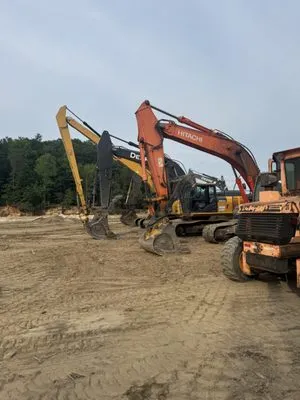 Jackson Grading and Land Clearing Logo