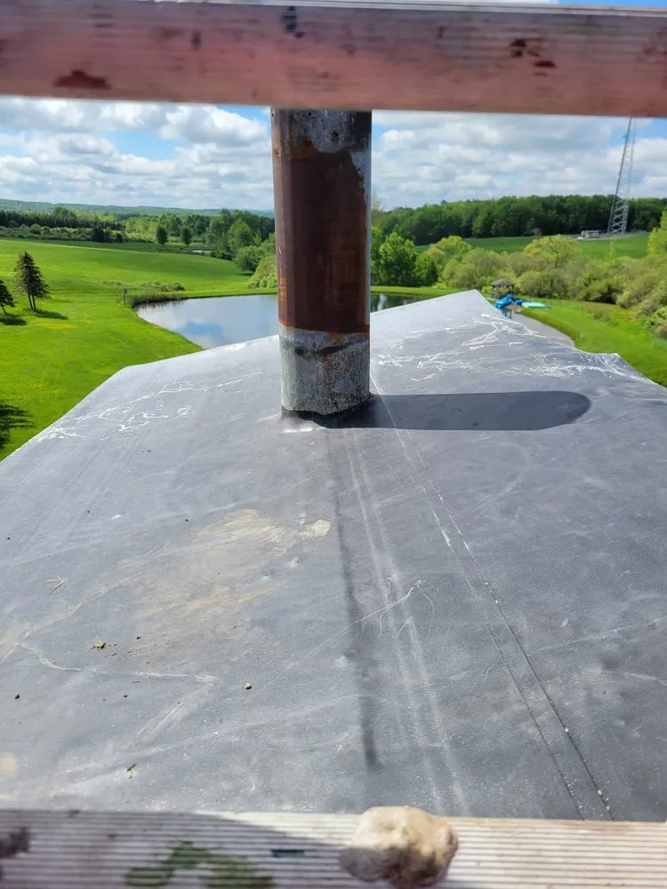 Top-rated yard maintenance for year-round maintenance in Holland, NY by Jackson Homecare