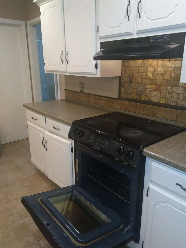 Top-rated yard maintenance for outdoor upgrades in Columbus, MS by Jackson Jackson Cleaning Service