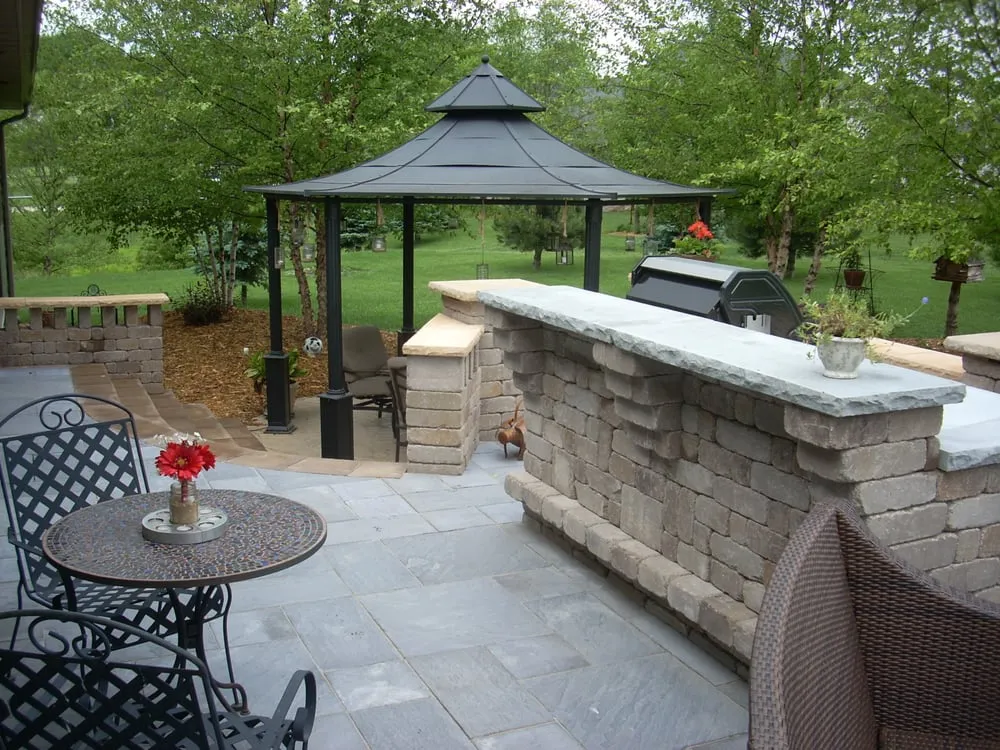 Local yard cleanup service for beautiful yards across Mason City, IA - Jackson Landscape